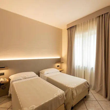 La Rotonda 3*