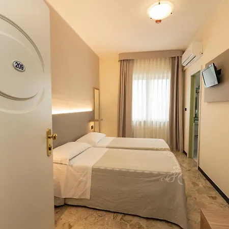 La Rotonda Hotel 3*