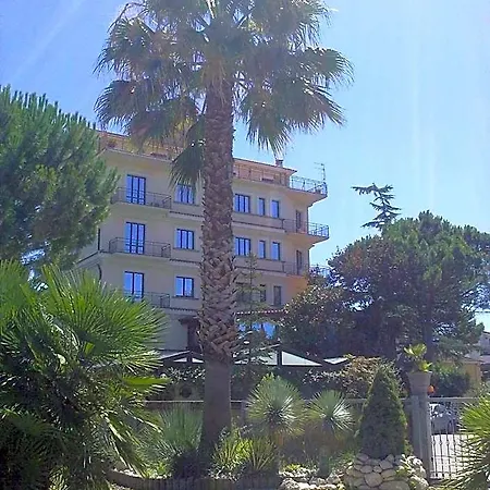 La Rotonda Hotel Cepagatti
