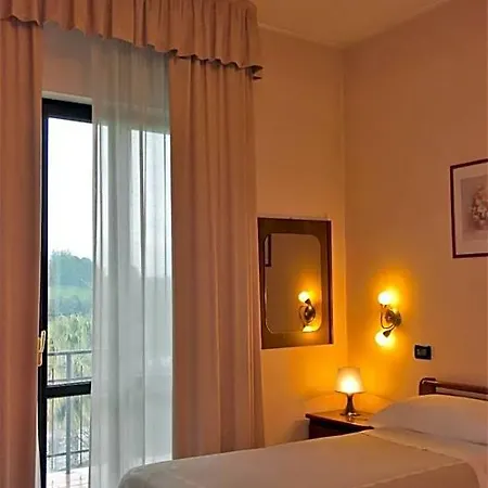 La Rotonda Hotel 3*