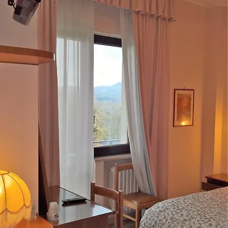 La Rotonda Szálloda Cepagatti