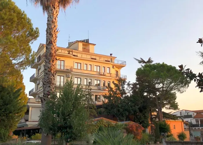 La Rotonda 3* Cepagatti